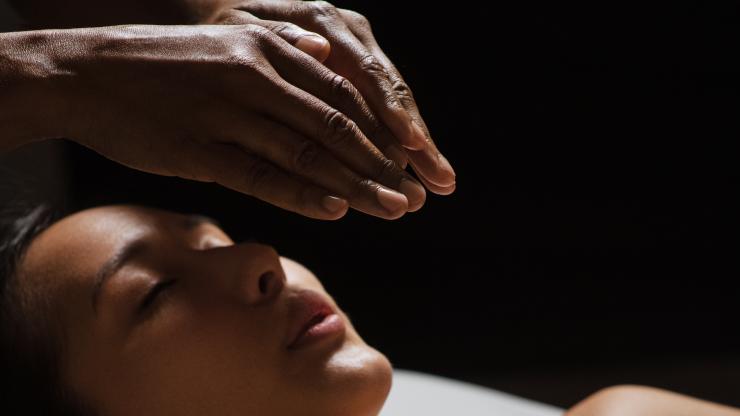 What Is Reiki Healing? How Can It Be Used?